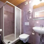 Motel-restaurant 13 Etoiles モーテル 3*