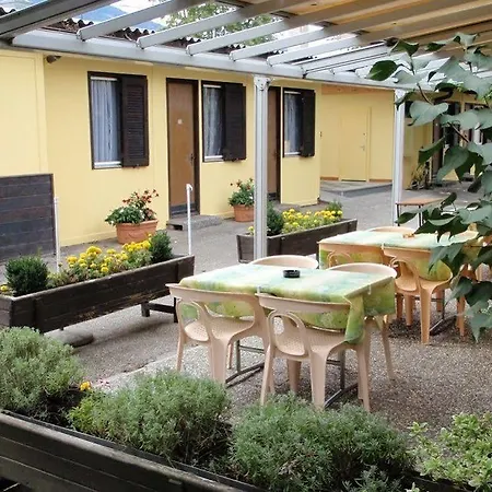 Motel-restaurant 13 Etoiles מוטל 3*